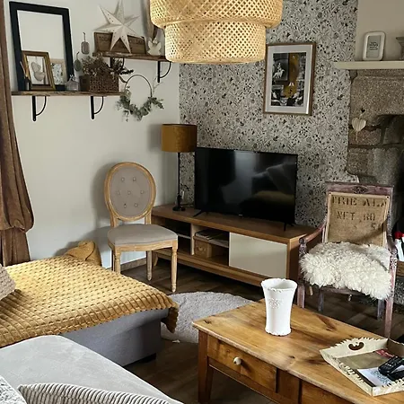Holiday home Le De Sandrine Reville